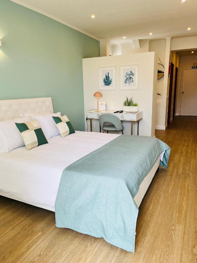 Sunset Retreat 1A Linha De Mar Apartment Монте Гордо Екстериор снимка